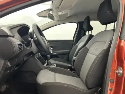 Photo 11 Dacia Jogger 1.6 hybrid 140ch Extreme 5 places - Garantie 08/2029