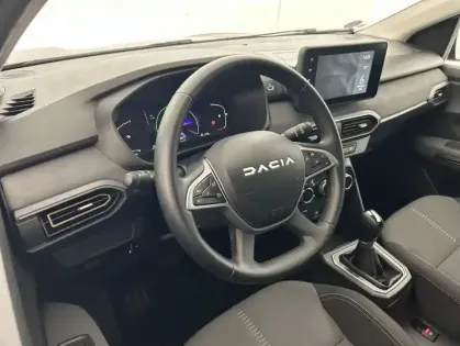 Photo 12 Dacia Jogger 1.6 hybrid 140ch Extreme 5 places - Garantie 08/2029