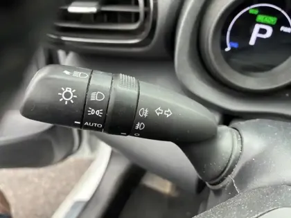 Photo 19 Toyota Yaris Hybride 116h Design