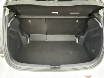 Photo 9 Toyota Yaris Hybride 116h Design