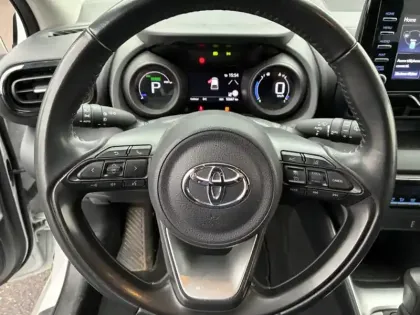 Photo 23 Toyota Yaris Hybride 116h Design