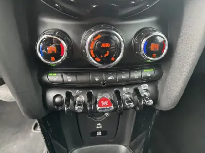 Photo 4 Mini Mini Cooper 136ch Edition Camden BVA7