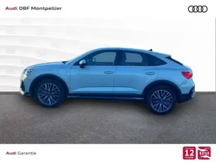 Photo 11 Audi Q3 45 TFSIe 245 ch S tronic 6 S line