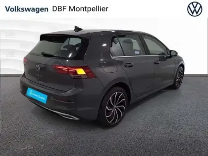 Photo 6 Volkswagen Golf 2.0 TDI SCR 150 DSG7 Style 1st