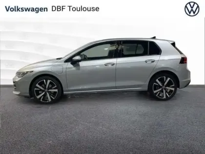 Photo 1 Volkswagen Golf 1.5 eHybrid 204 DSG6 VW Edition