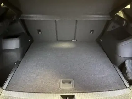 Photo 11 Volkswagen Tiguan  1.5 eTSI 150ch R-Line DSG7