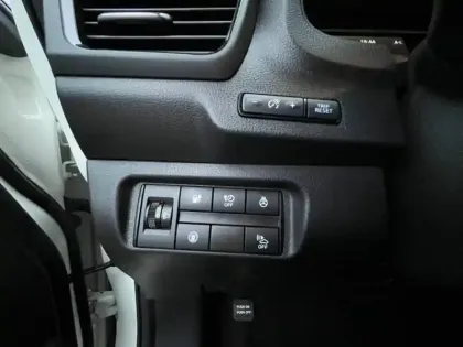 Photo 14 Nissan Leaf  150ch 40kWh Acenta 22