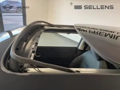 Photo 11 Mini Cooper  3 Portes C 156ch Classic DKG7