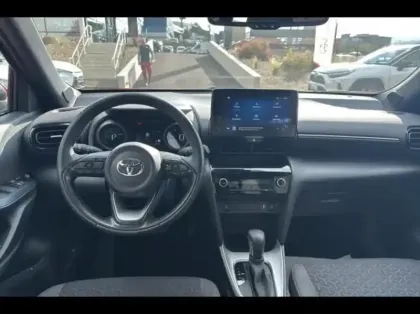 Photo 11 Toyota Yaris  Cross 116h Design Cargo 2WD  MY22