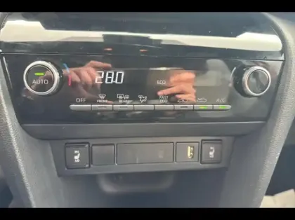 Photo 14 Toyota Yaris  Cross 116h Design Cargo 2WD  MY22