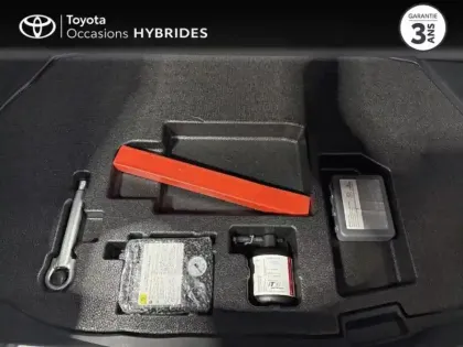 Photo 12 Toyota C-HR  1.8 Hybride 140ch Design NG23