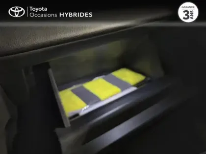 Photo 8 Toyota C-HR  1.8 Hybride 140ch Design NG23