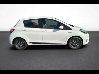 Photo 6 Toyota Yaris  100h Dynamic 5p RC19