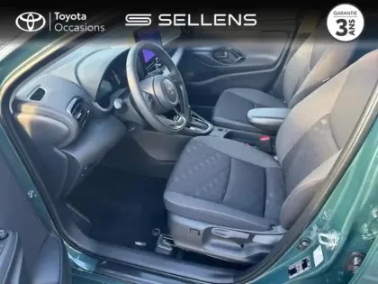 Photo 10 Toyota Yaris  116h Design 5p MY25