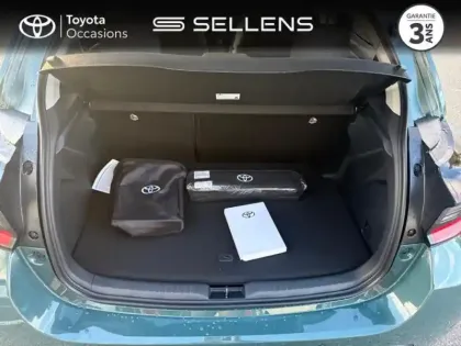 Photo 9 Toyota Yaris  116h Design 5p MY25