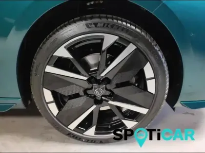 Photo 11 Peugeot 308  1.2 Hybrid 145ch GT Exclusive e-DCS6