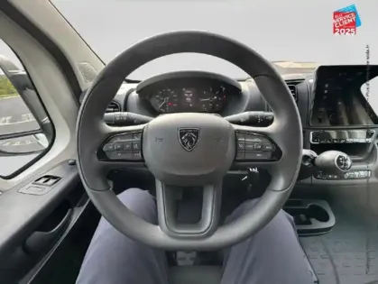 Photo 26 Peugeot Boxer  Fg L2H2 3.3 140ch S&S