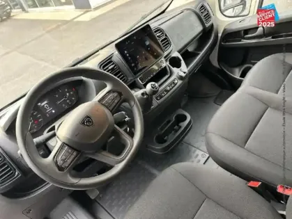 Photo 44 Peugeot Boxer  Fg L2H2 3.3 140ch S&S