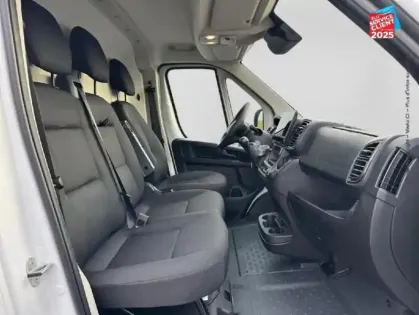 Photo 19 Peugeot Boxer  Fg L2H2 3.3 140ch S&S