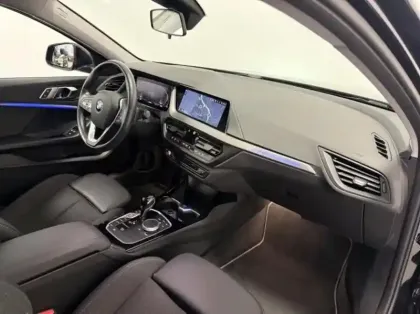 Photo 7 BMW Serie 1 Série 1 118iA 136ch Edition Sport DKG7