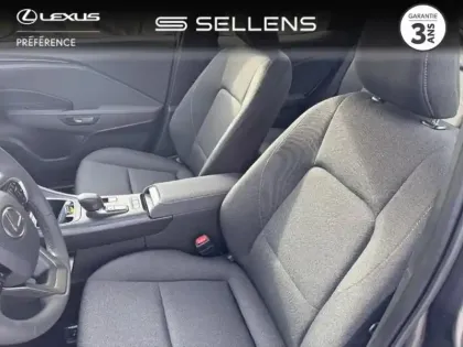 Photo 10 Lexus Lbx  1.5 136ch Business Plus 2WD