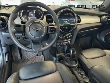 Photo 4 Mini Mini  Cooper 136ch Edition Premium Plus BVA7