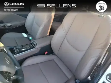 Photo 10 Lexus Lbx  1.5 136ch Elegant 2WD