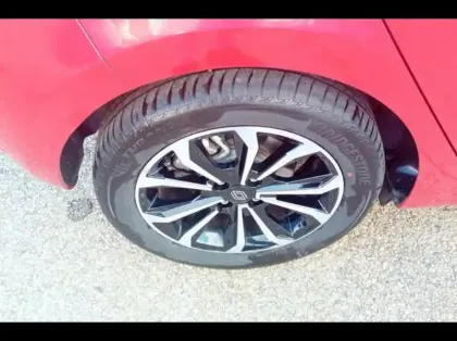 Photo 12 Renault Clio  1.6 E-Tech 145ch full hybrid Techno - 24