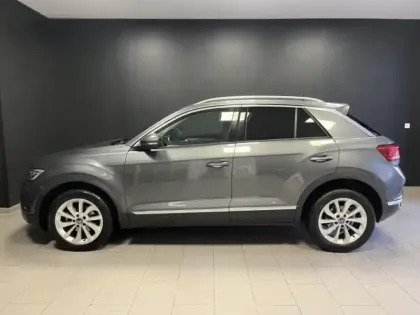 Photo 12 Volkswagen T-roc  1.5 TSI EVO 150ch Style DSG7