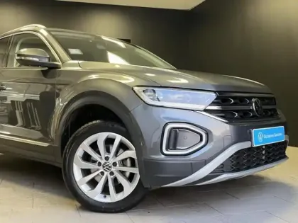 Photo 6 Volkswagen T-roc  1.5 TSI EVO 150ch Style DSG7