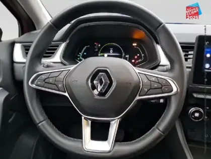 Photo 11 Renault Captur  1.6 E-Tech hybride 145ch Techno