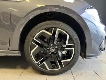 Photo 5 Volkswagen Polo  1.0 TSI 116ch R-Line Edition DSG7