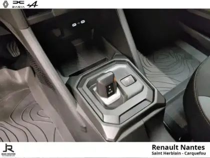 Photo 2 Dacia Duster  1.6 hybrid 140ch Extreme