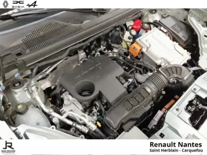 Photo 7 Dacia Duster  1.6 hybrid 140ch Extreme