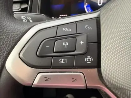 Photo 14 Volkswagen T-roc  1.0 TSI 110ch