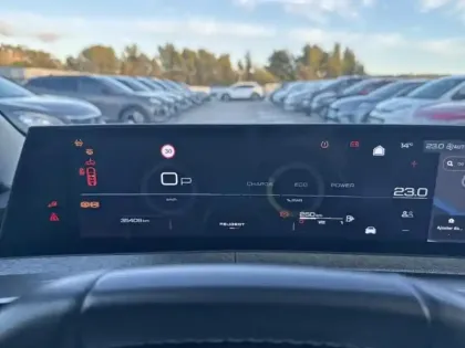 Photo 7 Peugeot 3008  1.2 Hybrid 136ch Allure e-DCS6