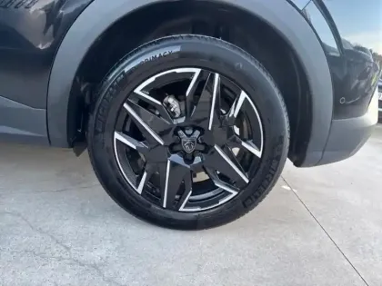 Photo 6 Peugeot 3008  1.2 Hybrid 136ch Allure e-DCS6