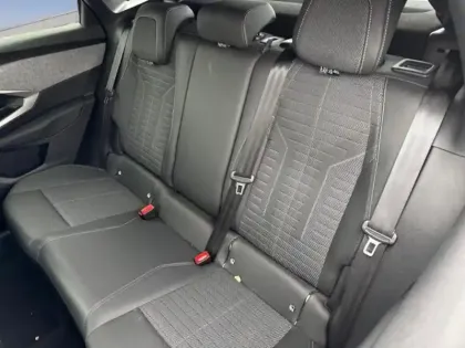 Photo 9 Peugeot 3008  1.2 Hybrid 136ch Allure e-DCS6