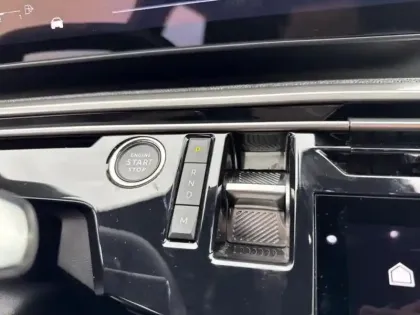 Photo 13 Peugeot 3008  1.2 Hybrid 136ch Allure e-DCS6