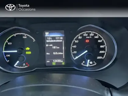 Photo 13 Toyota Yaris  100h Dynamic 5p MY19