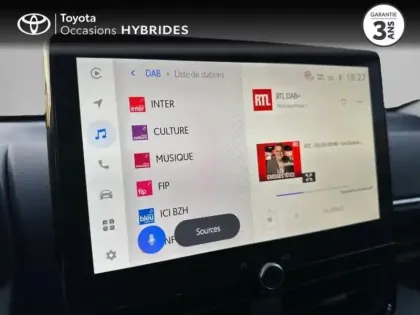 Photo 14 Toyota Yaris  116h Design 5p MY25