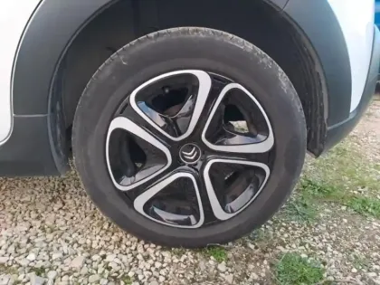 Photo 10 Citroën C3  1.5 BlueHDi 100ch S&S Feel E6.d