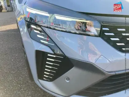 Photo 12 Renault Clio  1.0 TCe 90ch esprit Alpine - 24 Camera GPS