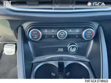 Photo 10 Alfa Romeo Stelvio  2.2 Diesel 210ch Veloce Q4 AT8 MY22