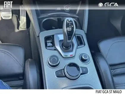 Photo 8 Alfa Romeo Stelvio  2.2 Diesel 210ch Veloce Q4 AT8 MY22