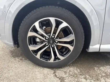 Photo 8 Ford Puma  1.0 Flexifuel 125 ch S&S mHEV ST-Line