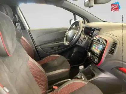 Photo 4 Renault Captur  1.3 TCe 150ch FAP Red Edition EDC GPS Camera