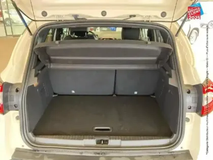 Photo 13 Renault Captur  1.3 TCe 150ch FAP Red Edition EDC GPS Camera