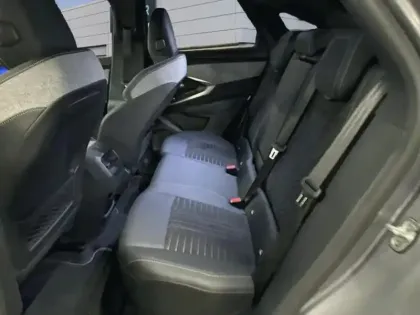 Photo 9 Peugeot 3008  1.2 Hybrid 136ch GT e-DCS6