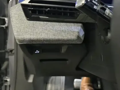 Photo 28 Peugeot 3008  1.2 Hybrid 136ch GT e-DCS6